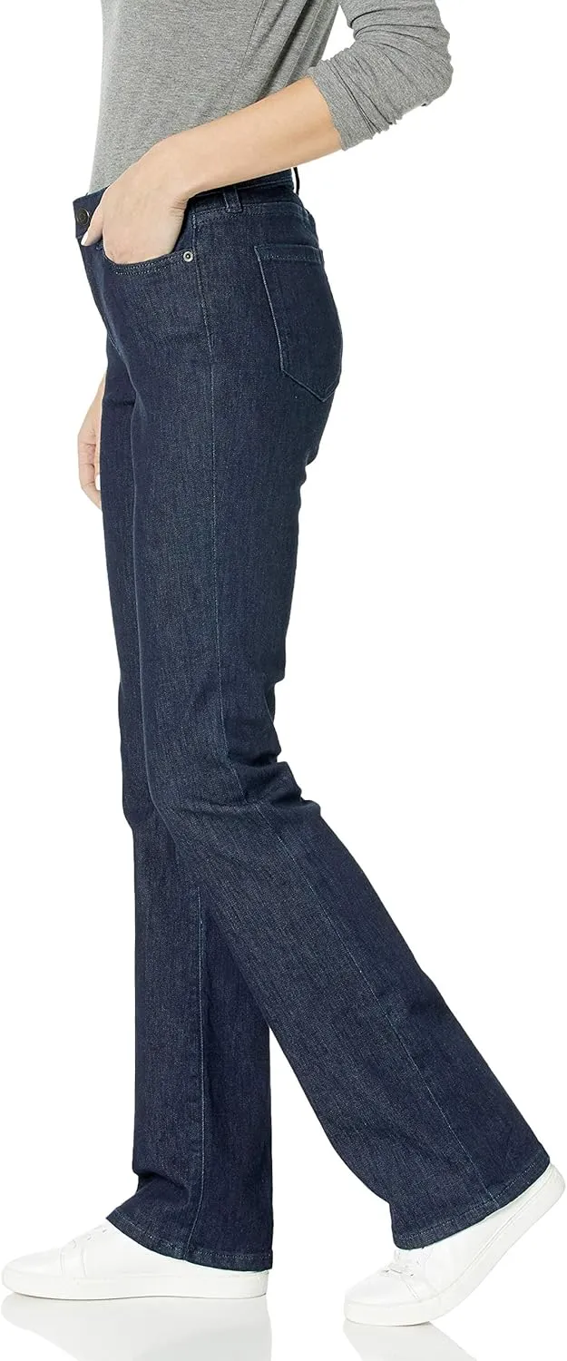 Amazon Essentials Women's Slim Bootcut Jeans, Mid-Rise, Stretchy