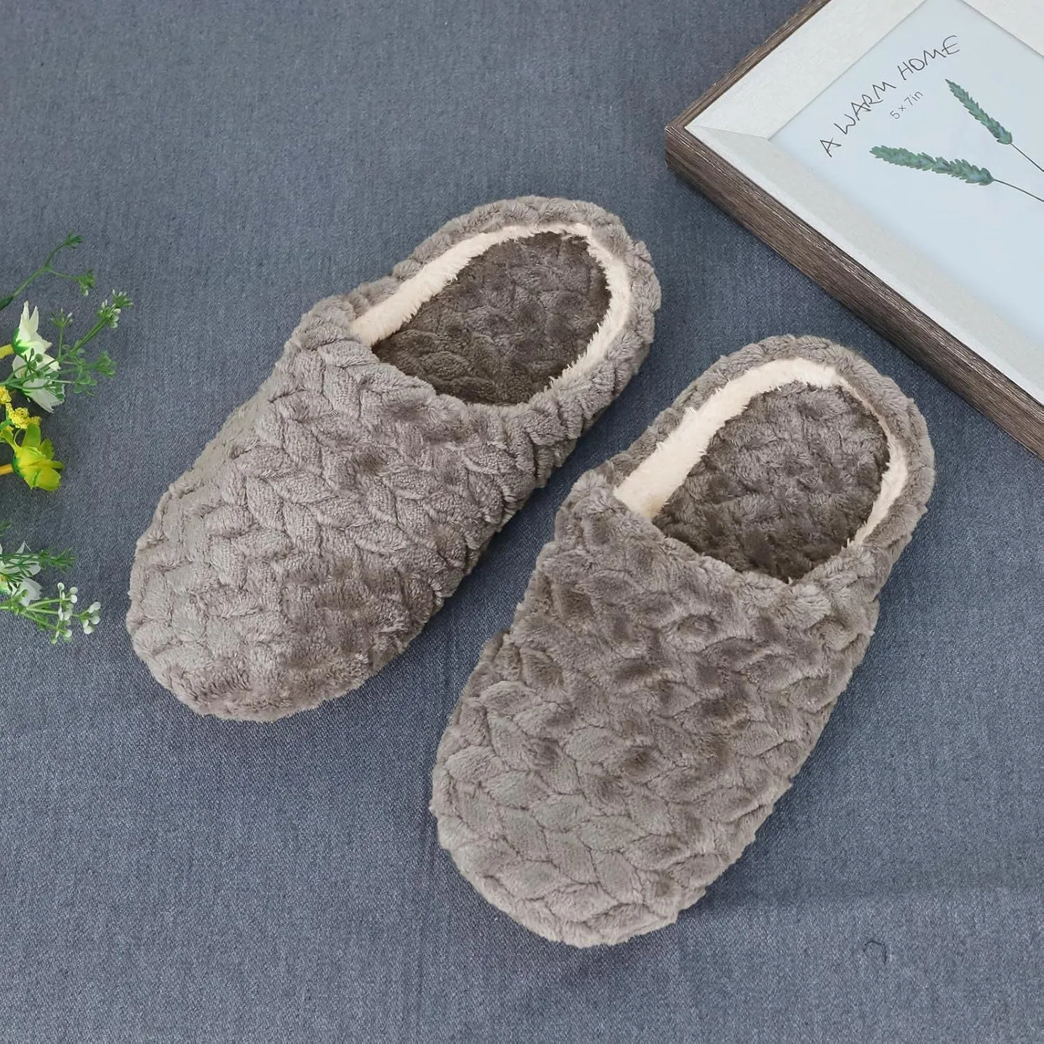 Bedroom Slippers for Women Sexy Comfy House Slippers Funny House Shoes Spa Slippers for Men Christmas Throw Blanket Gifts for Women 2023