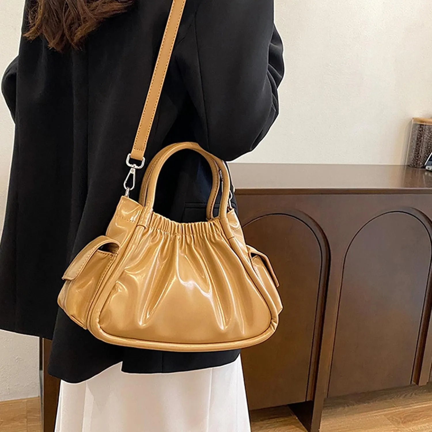 Fashion Pleated Clouds Shaped Handbag for Women PU Leather Shoulder Satchel Crossbody Bag Purse with Adjustable Strap