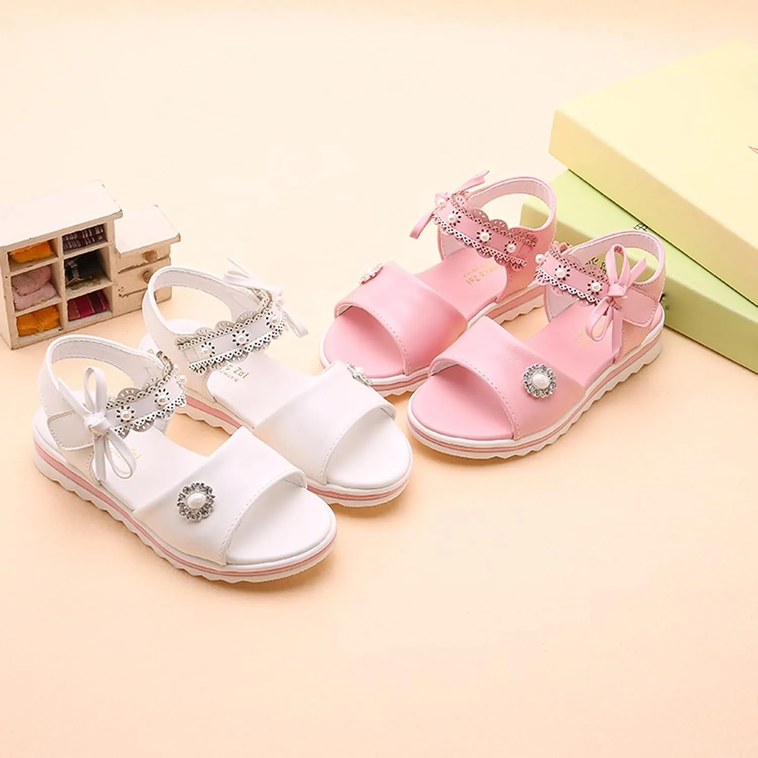 Girls Sandals Open Toe Cute Flat Dress Sandals Strappy Summer Outdoor Beach Shoes Toddler/Little (White, 3 Big Kids)