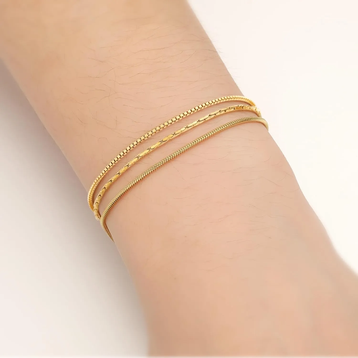 Gold Bracelets for Women Trendy, Dainty Stackable Chain Bracelets Set, Gold Bracelets Waterproof Jewelry Gifts Adjustable