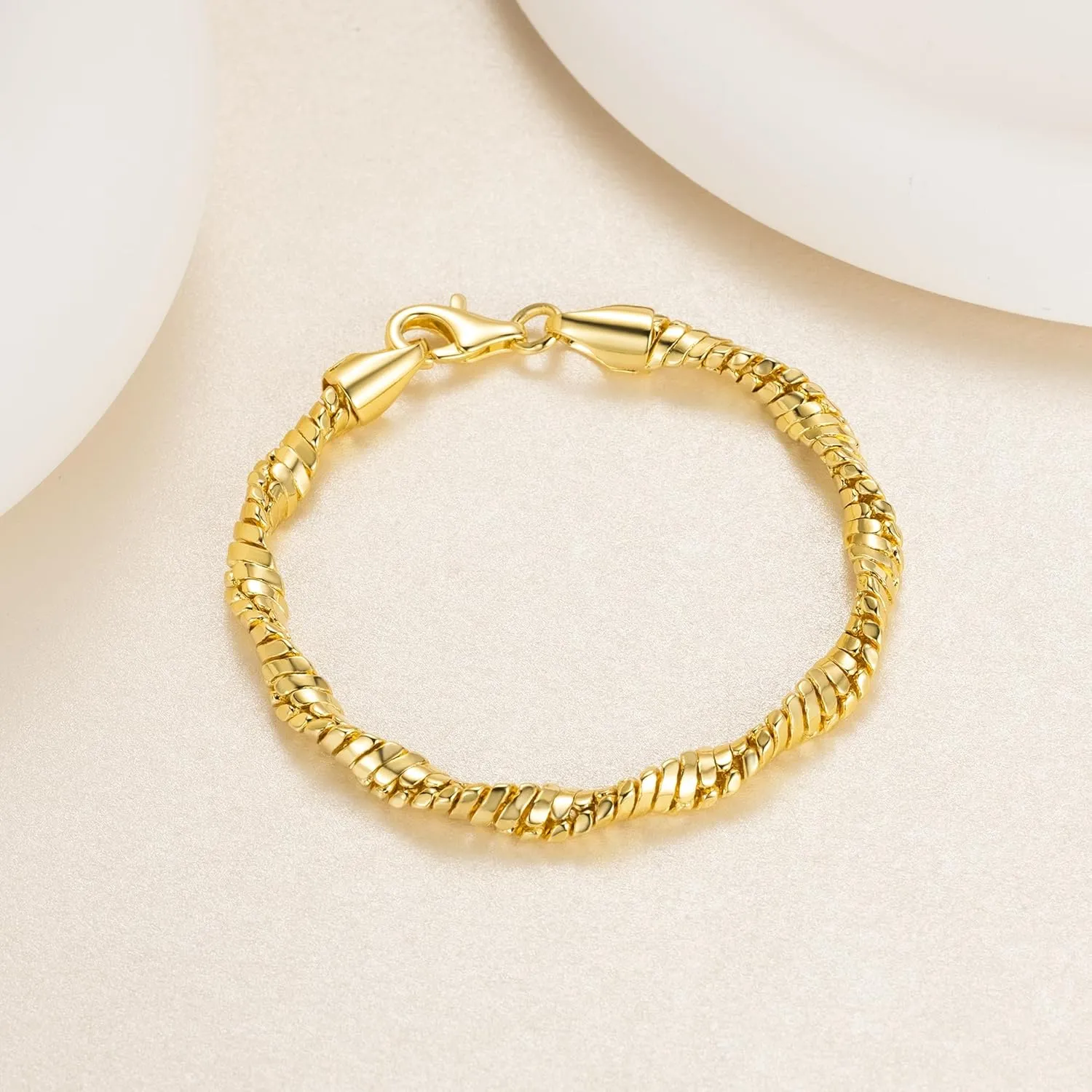 Gold Bracelets for Women Trendy Men Bracelet Twisted Water Wave Gold Chain Bracelet Gifts for Women Friends Mom Wife Jewelry 7/7.5/8/8.5 inches