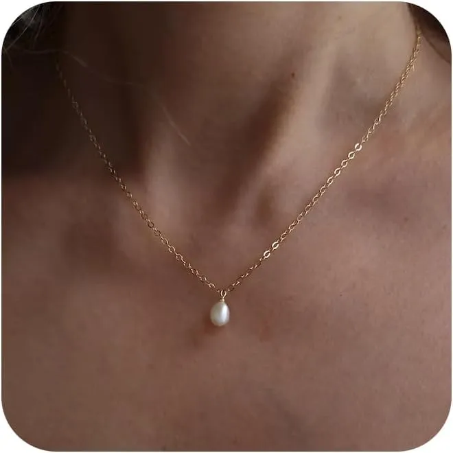 Gold Pearl Necklaces for Women: Dainty Pearl Pendant Necklace Simple 18K Gold Plated Pearl Choker Necklaces Trendy Pearl Jewelry for Women