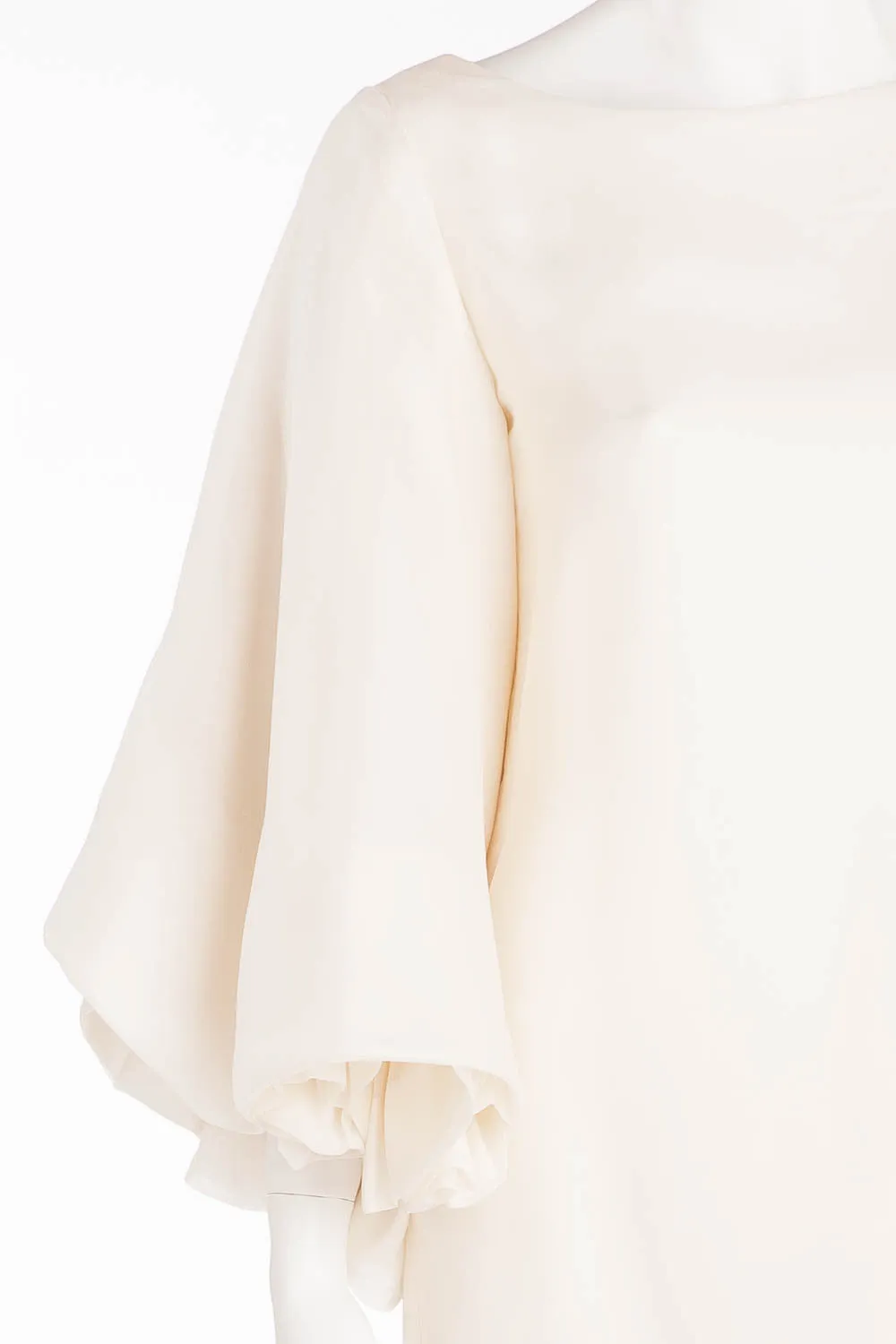 Marchesa - White Dress with Rose Puffy Sleeves - US8