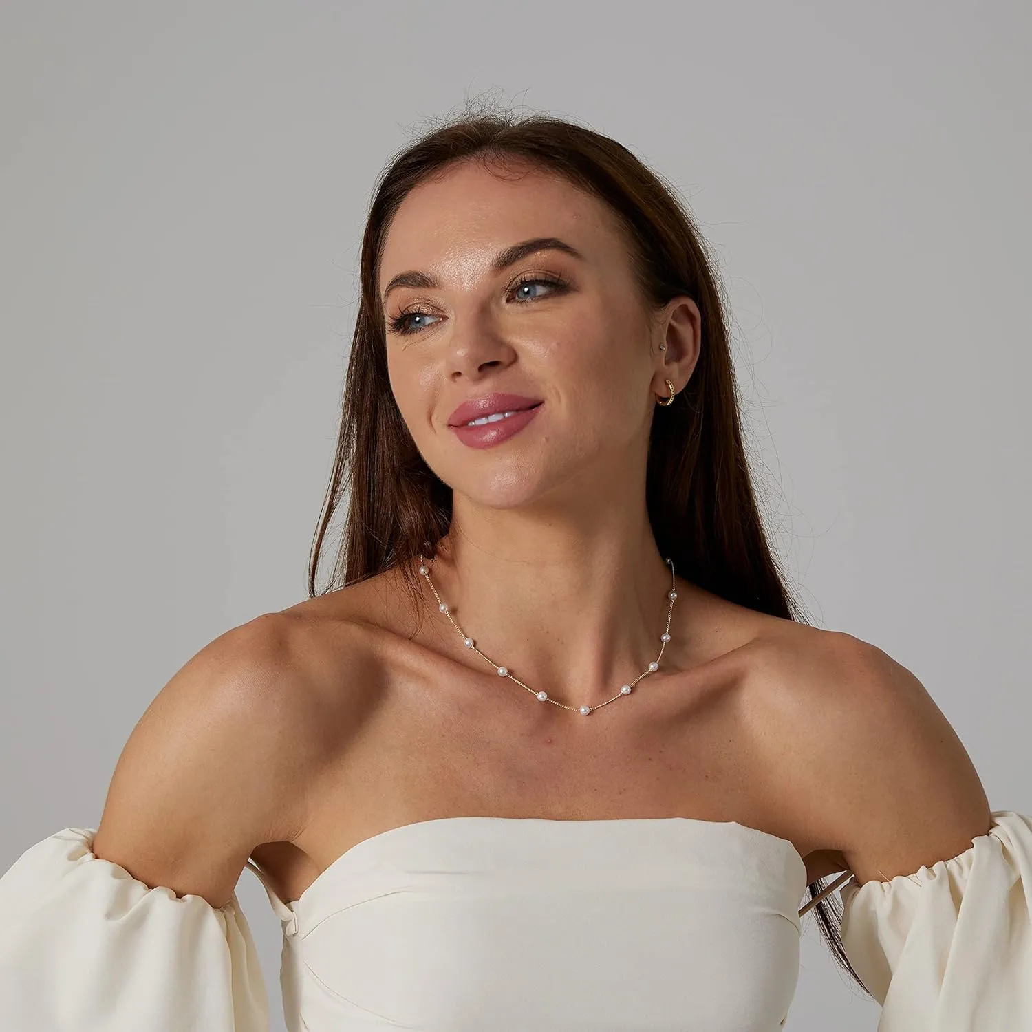MIDEEO Dainty Pearl Necklaces for Women 14K Gold Plated Pearl Necklaces Pearl Chain Necklace Exquisite Choker Jewelry Gifts