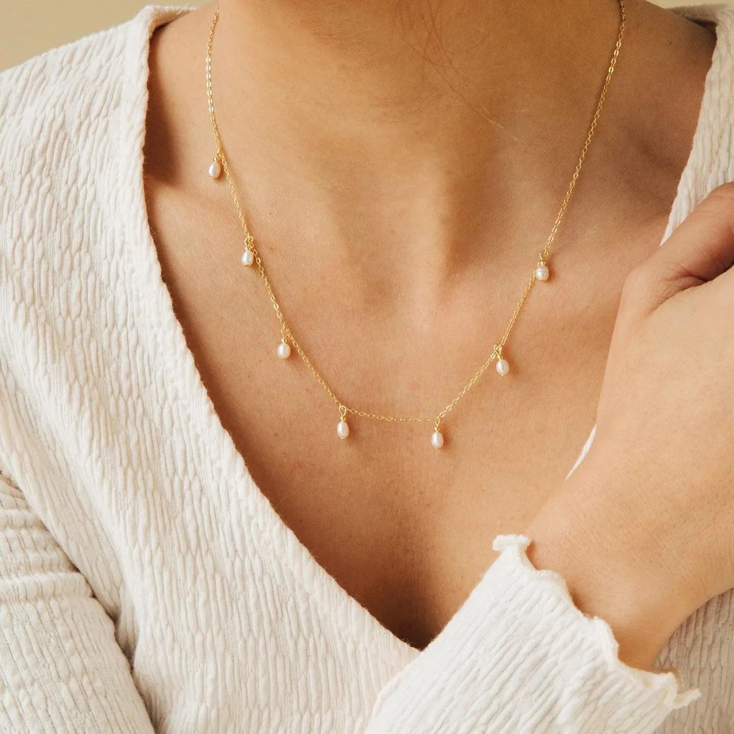 Pearl Necklaces for Women, Dainty 14K Gold/Silver Plated Pearl Necklace, Simple White Pearls Choker Y-shaped Pearl Single Pearl Cute Pearl Thin Chain Necklace, Elegant Women Wedding Jewelry