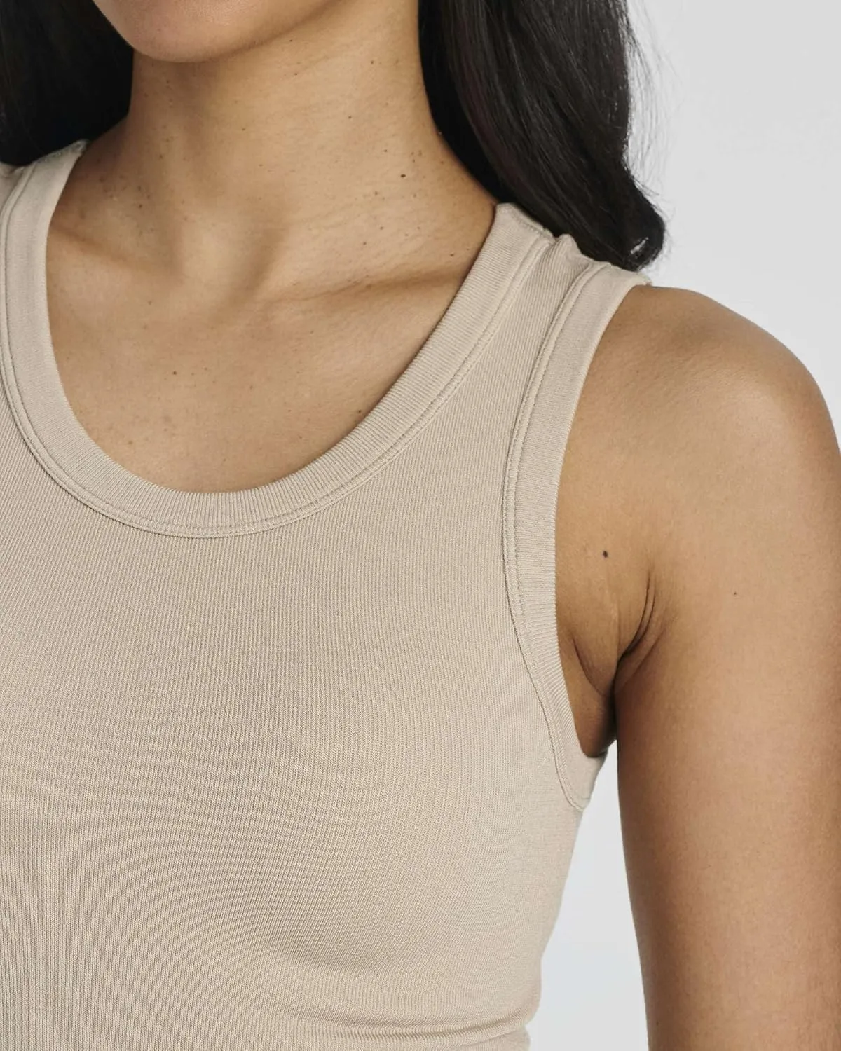 Real Essentials 5 Pack: Women's Seamless Ribbed Sleeveless Cropped Scoop Neck Tank Top - Casual Crop Top