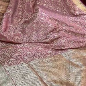 Timeless Beauty: Pink Pure Banarasi Silk Saree
