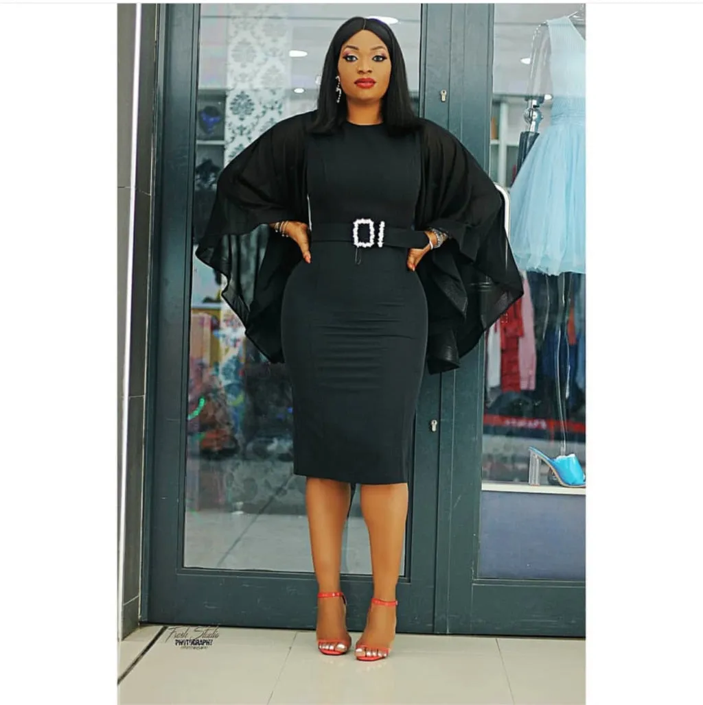 Trendy Black / White Chiffon Flare Long Sleeve Dress