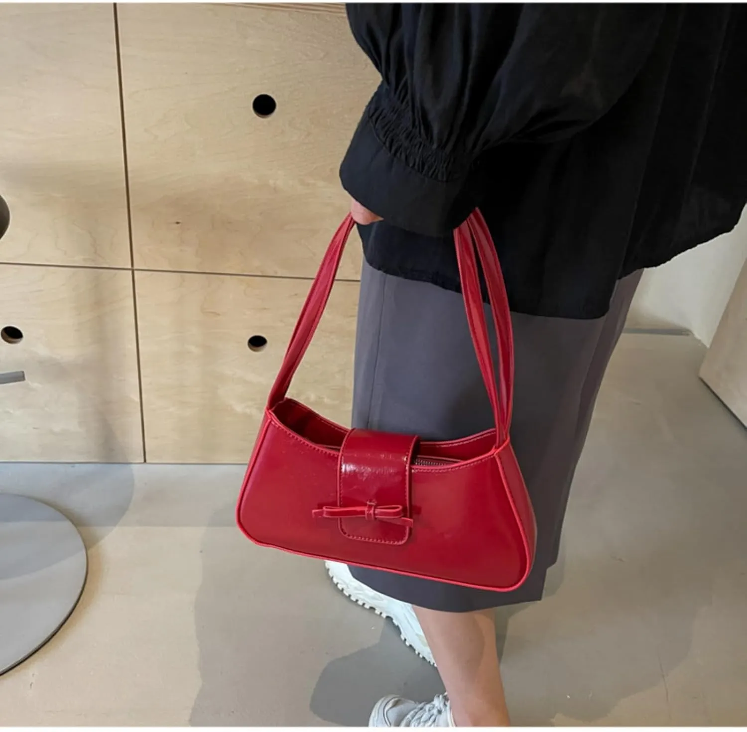 Trendy Y2K Bow Purse Women Cute Underarm Handbag 2025 Summer Vegan Patent Leather Shoulder Bag Small Red Hobo Clutch Bag