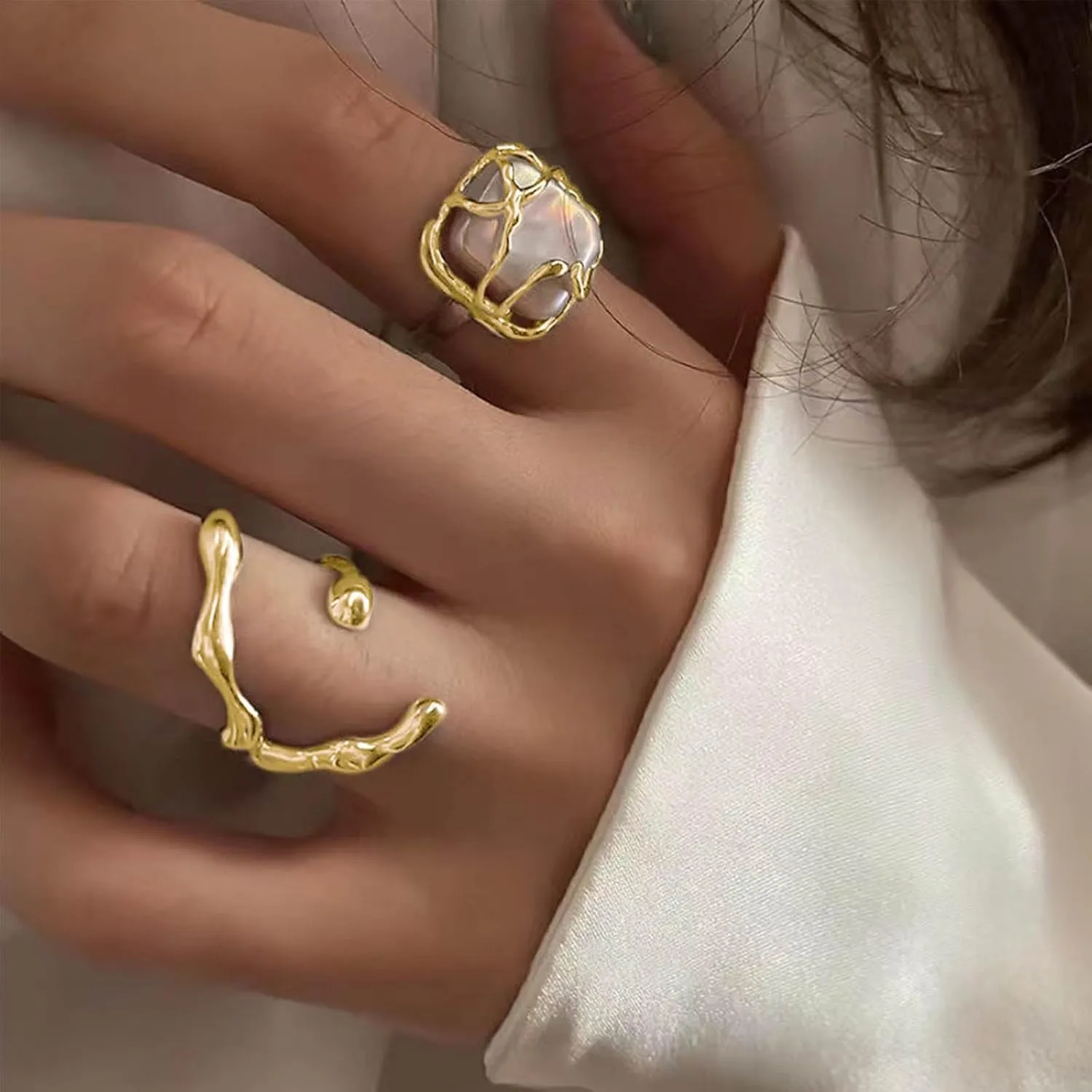 Vintage Square Pearl Knuckle Rings Set Gold Pearl Stacking Finger Rings Boho Stackable Gothic Crescent Moon Hand Square Stacked Jewelry for Women