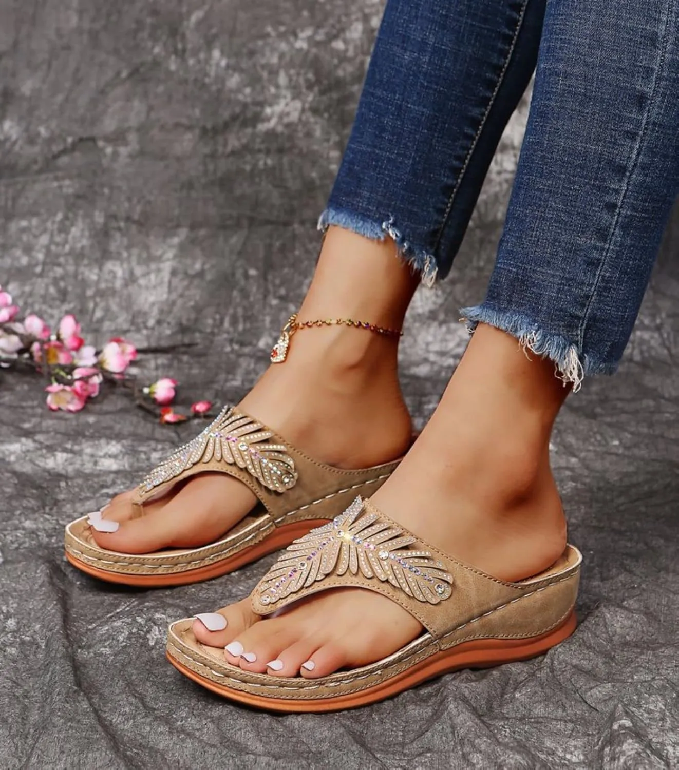 Wedge Sandals for Women Arch Support Summer Casual Slip On Womens Flip Flops Orthopedic Comfortable Platform Sandal Beach Vacation Travel Shoes