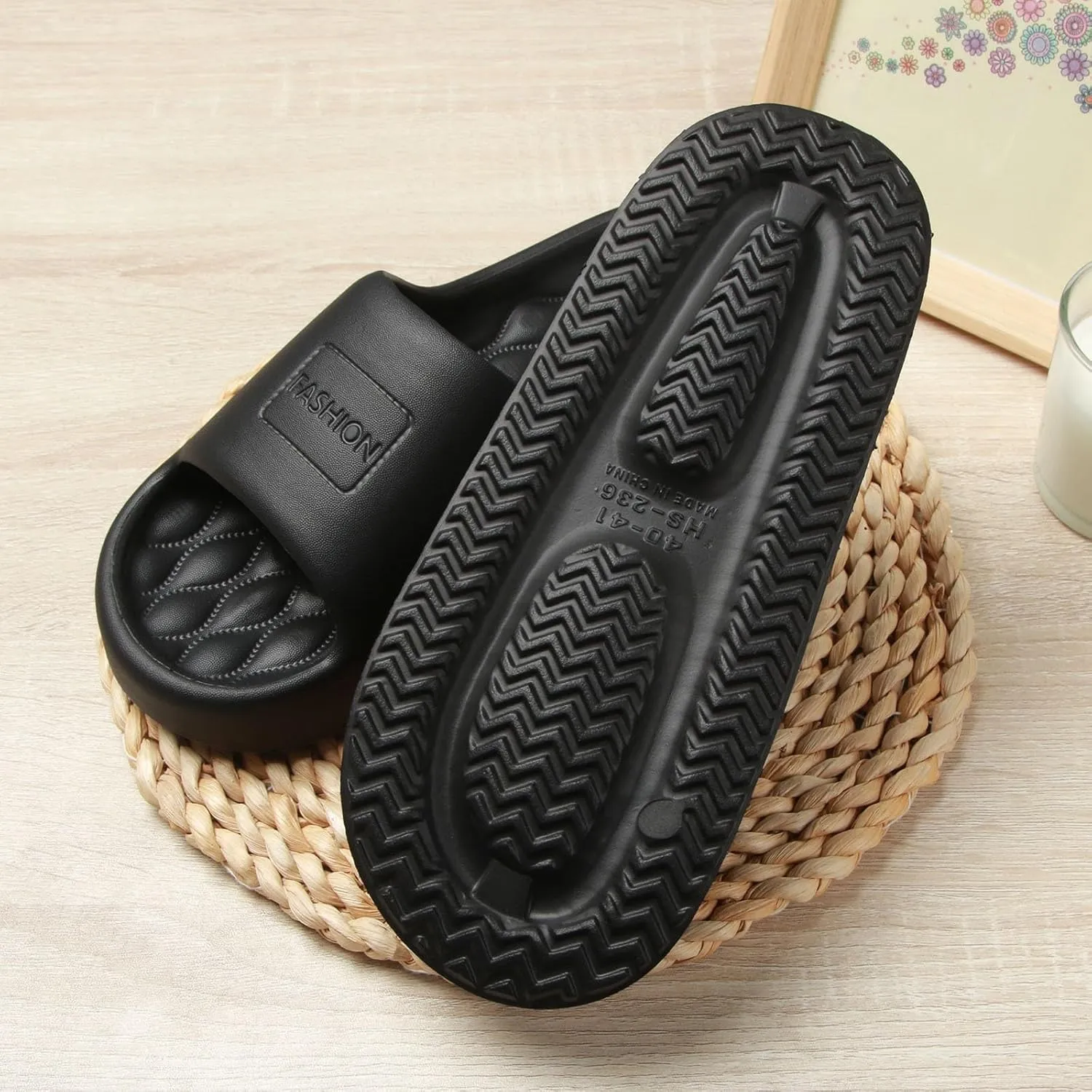 Women's Flat Slippers Indoor Home Beach Non Slip Sandal Vacation Sandals Comfortable Walking Sandals for Women