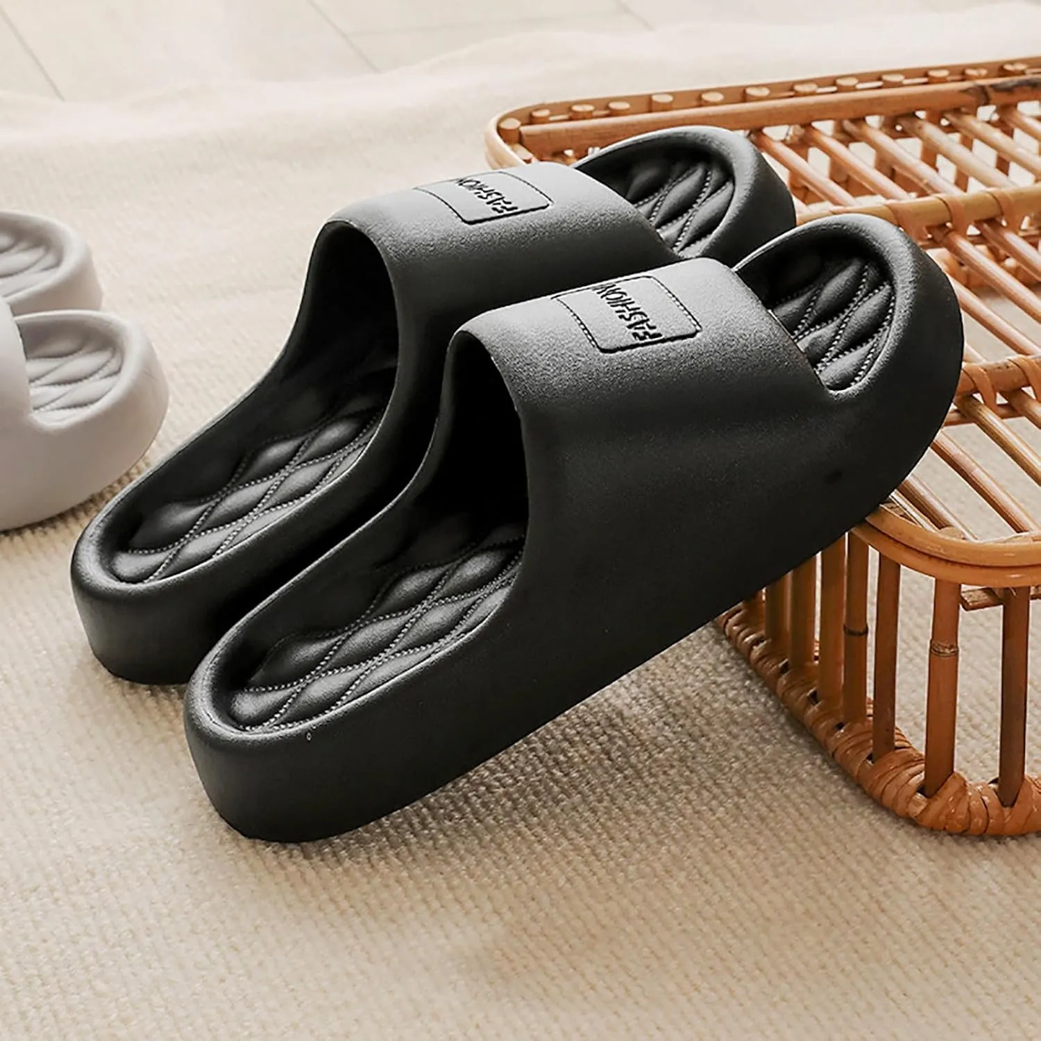 Women's Flat Slippers Indoor Home Beach Non Slip Sandal Vacation Sandals Comfortable Walking Sandals for Women